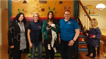  Die drei ehrenamtlichen PaNaMa-Gruppenleiterinnen Angelique Kluschinski (von links), Ina Müller (Koordinatorin), Eva Bolte, Lena Frerk.