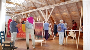  „Feuer & Flamme“ ist eine Sonderausstellung im Heimatmuseum in Scheeßel betitelt. 
