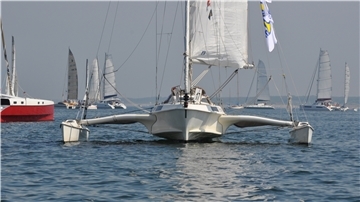 100 Mehrrumpf-Boote sollen im Sommer 2021 nach Bremerhaven kommen. Touristikchef Ralf Meyer erklärt, warum die Planung solcher Events trotz Pandemie so wichtig ist.