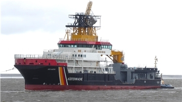 Ein Schiff auf der Weser