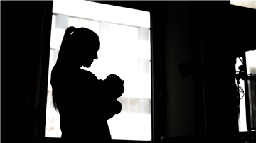 1166 Frauen haben nach Angaben des Bundesfamilienministeriums bis Februar 2024 vertraulich ein Kind geboren.