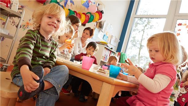 13 Kitas (Symbolbild) in der Wesermarsch befinden sich in Trägerschaft der evangelischen Kirche; kommt die neue Einrichtung in Burhave dazu, werden es 14 sein. Alle Kitas sollen organisatorische unter einem Dach vereint sein. 