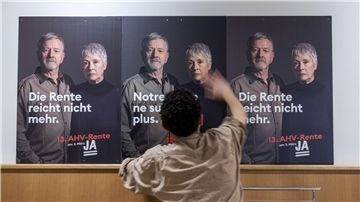 13. Rentenzahlung kommt - Höhere Beiträge im Arbeitsleben könnten die Rentenkasse refinanzieren.