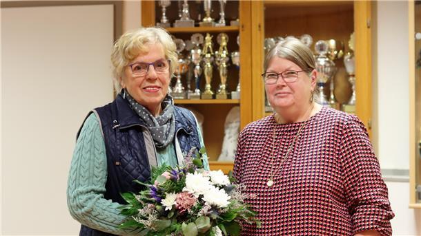 14 Jahre lang haben diese Frauen Spitzenjobs gemacht: Marianne Grabau (links) war für die Besuchsdienste verantwortlich und Christa Ruschmeyer hatte den Vorsitz des Seniorenbeirats der Samtgemeinde Tarmstedt inne. Nun treten beide in die zweite Reihe.