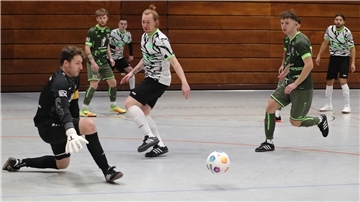Hallenfußball: TSV Abbehausen gegen ESV Nordenham 