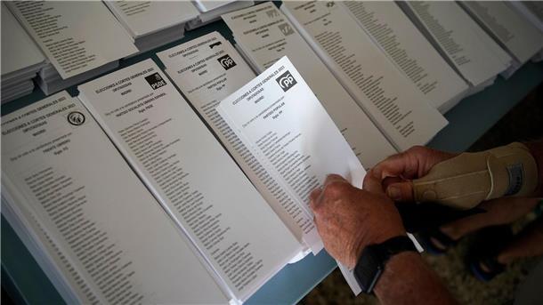 Machtwechsel möglich: Spanien wählt neues Parlament 350 Abgeordnete des Unterhauses und ein Teil des Senats werden neu gewählt.