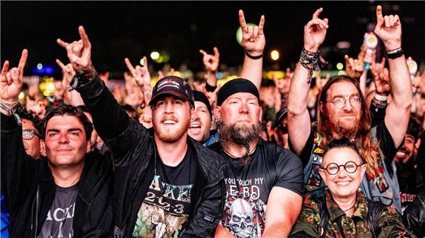 Metalfans verlassen Wacken ohne Probleme 85.000 Menschen wurden zum Wacken erwartet - rund 61.000 Fans haben’s reingeschafft.
