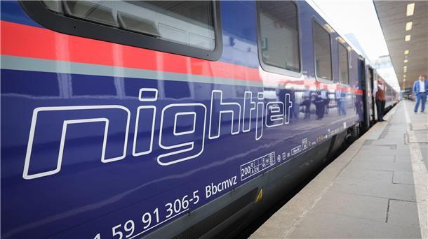 Mehr Fernzüge zwischen Deutschland und Österreich Ab Dezember bieten die DB und die ÖBB von Berlin und Wien aus Nightjet-Verbindungen nach Paris und Brüssel an.
