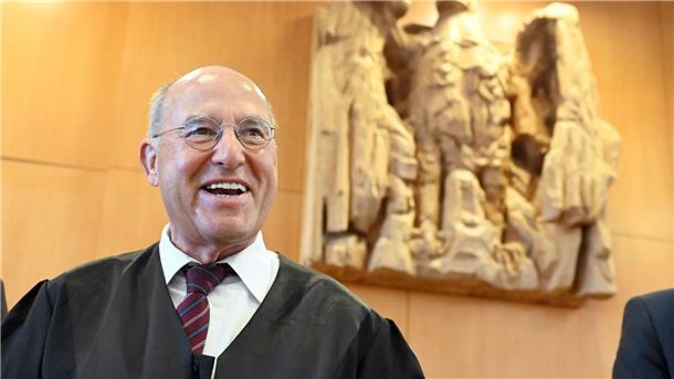 Grünes Licht für neues Wahlrecht - mit einer Einschränkung Aber auch die Opposition hat gut lachen.