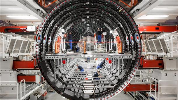 Airbus startet die größte Einstellungsoffensive in der Unternehmensgeschichte. Weltweit werden 13.000 neue Mitarbeiter eingestellt, davon 3.500 in Deutschland. Im Nordenhamer Werk sollen im laufenden Jahr 250 neue Leute eingestellt werden.