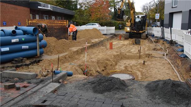 Millionenprojekt: So läuft die Sanierung der Alten Straße in Selsingen Aktuell finden in einem weiteren Bereich der Alten Straße in Selsingen Erdarbeiten statt.