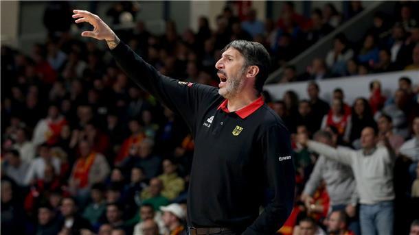 Heimspiel in Bamberg: So qualifizieren sich die Basketballer Alex Mumbru ist mit seinem Team auf Erfolgskurs.