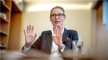 Alice Weidel fordert eine ausgewogene Sicht auf den Konflikt in der Ukraine.