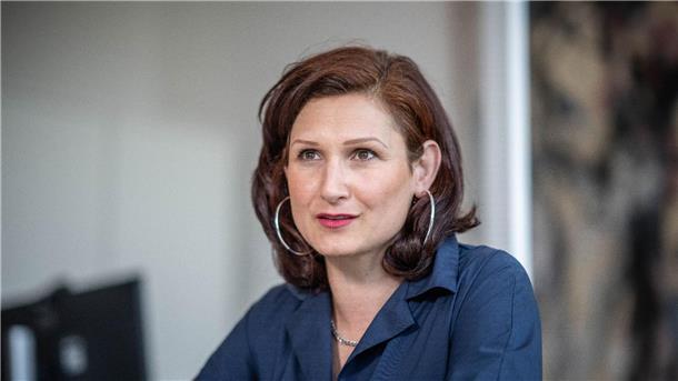 Ataman: Diskriminierung der Älteren wird unterschätzt Altersdiskriminierung sei eines der „am meisten unterschätzten Diskriminierungsphänomene“ in Deutschland, sagt die Antidiskriminierungsbeauftragte des Bundes, Ferda Ataman.