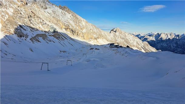 Am 1. Dezember will die Zugspitze in die Wintersaison starten.