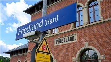 Am Bahnhof Friedland war die 16-jährige Liana ums Leben gekommen. (Archivbild)