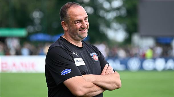 „Historisch“: Heidenheimer Vorfreude auf Ljubljana Am Donnerstag treffen der 1. FC Heidenheim und Trainer Frank Schmidt auf Olimpija Ljubljana.