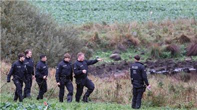 Am Mittwoch hatten Polizisten vor allem das Umfeld eines Tümpels penibel abgesucht.