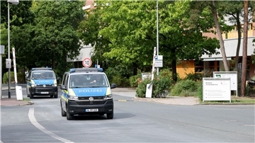 Am Morgen wurde der Mann zurück in die Psychiatrie gebracht.