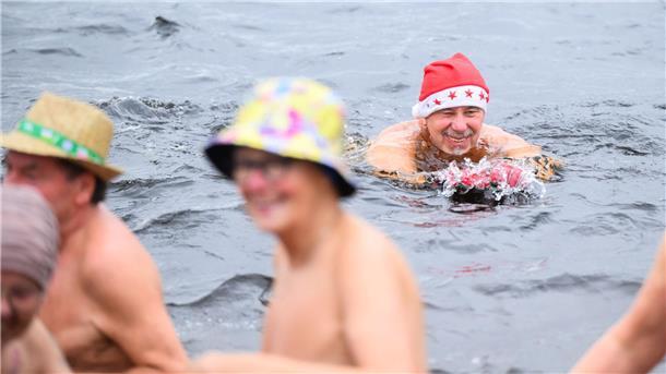 Am Neujahrsmorgen wurde auch schon in Hannover angebadet. 