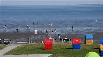 Eine Szene am Strand in Otterndorf