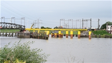 Bahnbrücke über die Hunte bei Elsfleth