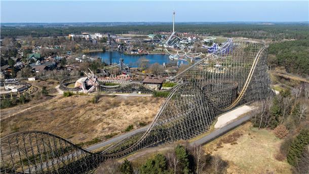 Anschnallen für die wilde Fahrt Am Wochenende startet der Heide Park in die Saison.