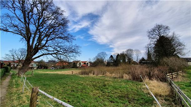 In der Ortsmitte von Bad Bederkesa ist noch (Bau-)Platz An dem Areal hinter der Mattenburger Straße scheiden sich die Geister. Eine komplette Bebauung in der Ortsmitte des Kurortes scheint derzeit unwahrscheinlich.
