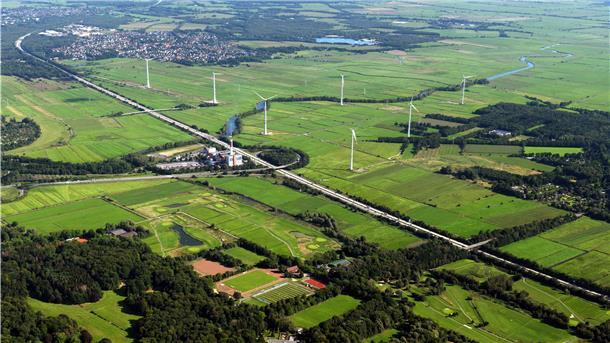 An der Geeste ist längst ein kleiner Windpark entstanden. Im allerersten Entwurf der Flächennutzungsplanänderung war auch ein kleinerer Bereich westlich der Autobahn direkt am Autobahnzubringer ausgewiesen.