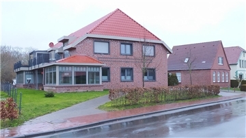 An der Strandallee in Burhave liegt die frühere Seniorentagespflegestätte, die jetzt zu einer Kita umgebaut wird.