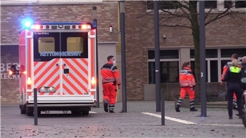 An einem Berufskolleg in Ibbenbüren in Nordrhein-Westfalen soll ein Schüler seine Lehrerin umgebracht haben.