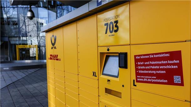 An Poststationen kann man zu jeder Tageszeit Pakete abholen und aufgeben.