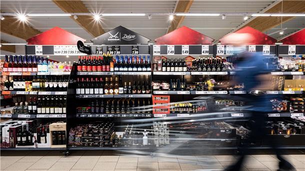 Wie Supermarktketten vorm Fest um Kunden buhlen An Weihnachten wird aufgetischt: Gutes Essen gehört zum Fest dazu. Die Supermarktketten liefern sich deshalb einen harten Wettbewerb. (Symbolbild)