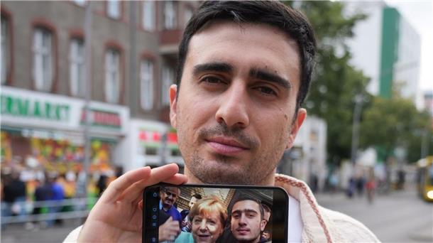 Anas Modamani wurde 2015 durch ein Selfie mit der damaligen Bundeskanzlerin bekannt.