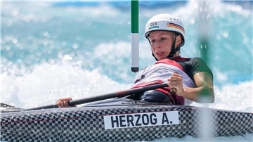 Andrea Herzog verpasst zum Auftakt der WM im Einzelzeitfahren das Podium. (Archivbild)