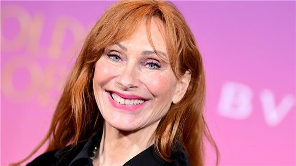 Andrea Sawatzkis Mutter-Tochter-Roman „Biarritz“ wühlt auf Andrea Sawatzki gehört zu Deutschlands beliebtesten Schauspielerinnen und inzwischen auch Schriftstellerinnen. (Archivbild von Februar 2025)