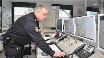 Andreas Bathke, Polizeihauptkommissr im Einsatz- und Streifendienst des Nordenhamer Kommissariats, ist im Dienst schon mehrfach Opfer von Beleidigungen und auch körperlichen Übergriffen geworden.