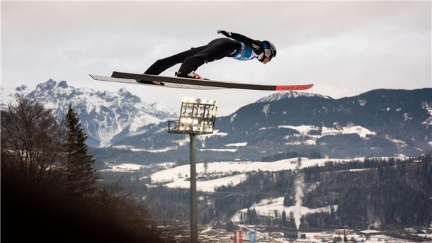Kraft gewinnt Skisprung-Quali - Wellinger auf Platz neun Andreas Wellinger ist in der Qualifikation der beste deutsche Springer.