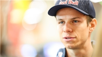 Andreas Wellinger ist mit der Aufarbeitung des Anzugskandals im Skispringen nicht zufrieden.