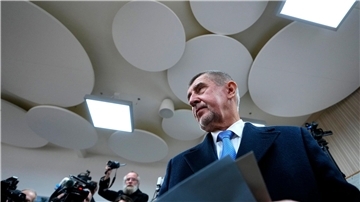 Andrej Babis am Freitag im Wahllokal.