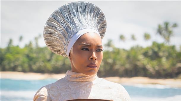 Action und Abschied: „Black Panther: Wakanda Forever“ Angela Bassett als Ramonda in einer Szene des Films „Black Panther: Wakanda Forever“.