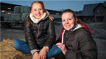 Angelique Sommerfeld und Aleksandra. Foto Scheschonka
