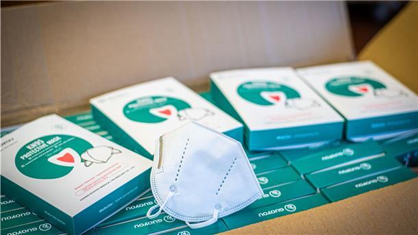 Apotheken in Bremerhaven sind bereit für die kostenfreie Verteilung von sogenannten FFP2-Masken an Senioren ab 65 Jahren ab dem 13. November 2020 zur Ansteckungsvorbeugung gegen Corona. 