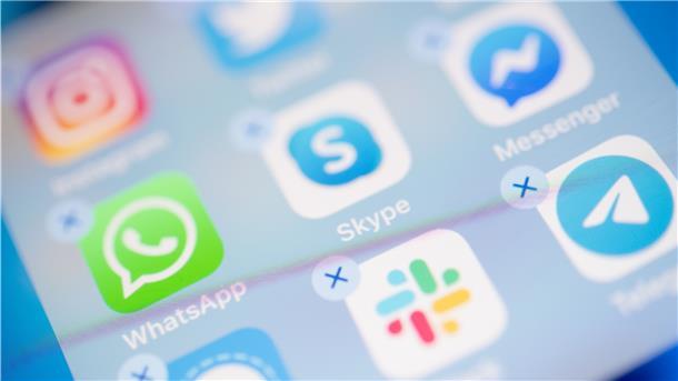 Ein Smartphone mit vielen Apps.
