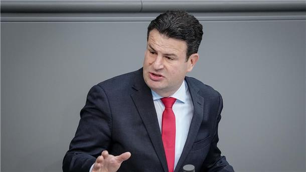 Heil und Baerbock wollen Pflegekräfte in Brasilien anwerben Arbeitsminister Heil will weitere Pflegefachkräfte im Ausland anwerben.