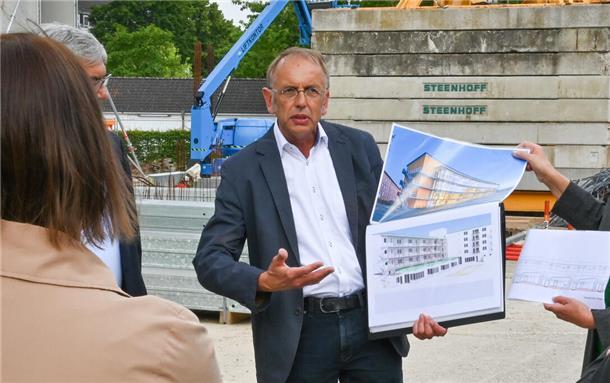 Architekt Hans-Joachim Ewert hat schon viele Projekte in Bremerhaven erfolgreich umgesetzt. Dabei ist es ihm stets wichtig gewesen, Bestehendes weiter zu nutzen. 
