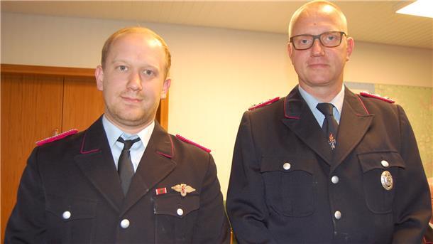 Arne Spohler (rechts) ist neuer Ortsbrandmeister der Freiwilligen Feuerwehr Seefeld. Als sein Stellvertreter fungiert Dennis Clever.