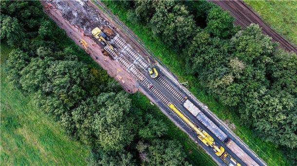 Fahrplanwechsel bei der Bahn – Was sich für Reisende ändert Auch 2026 wird im Schienennetz wieder viel gebaut. Unter anderem drohen fünf Generalsanierungen, den Zugverkehr zu belasten. (Archivbild)