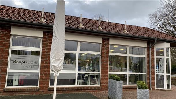 Auch beim Friseur "Hauptsache" in Nordenham liegt der Fokus auf dem Haupt.