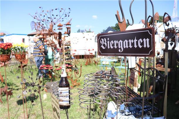 Auch für die richtige Deko im Garten wird auf der Tarmstedter Ausstellung gesorg...